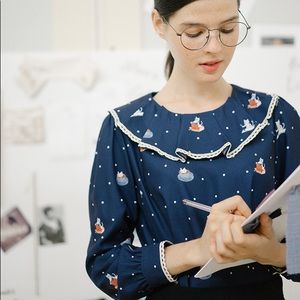 [SOLD] - Miss Patina Bookitty Top